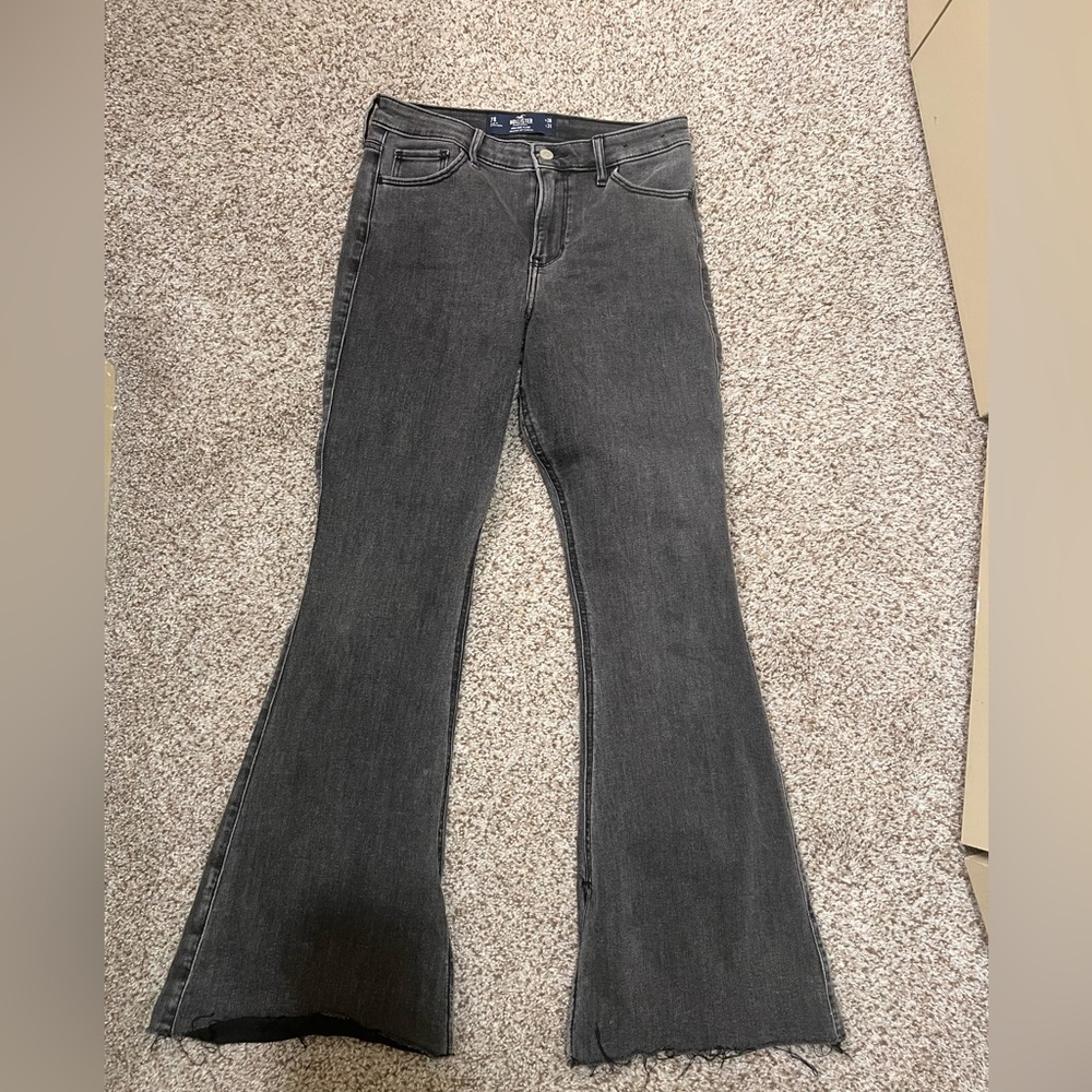 Hollister grey jean, wide boot